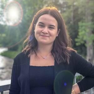 Meet your Posher, Anna-bella